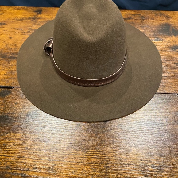Goorin Bros. Golden Wonder felt Fedora. main image 8